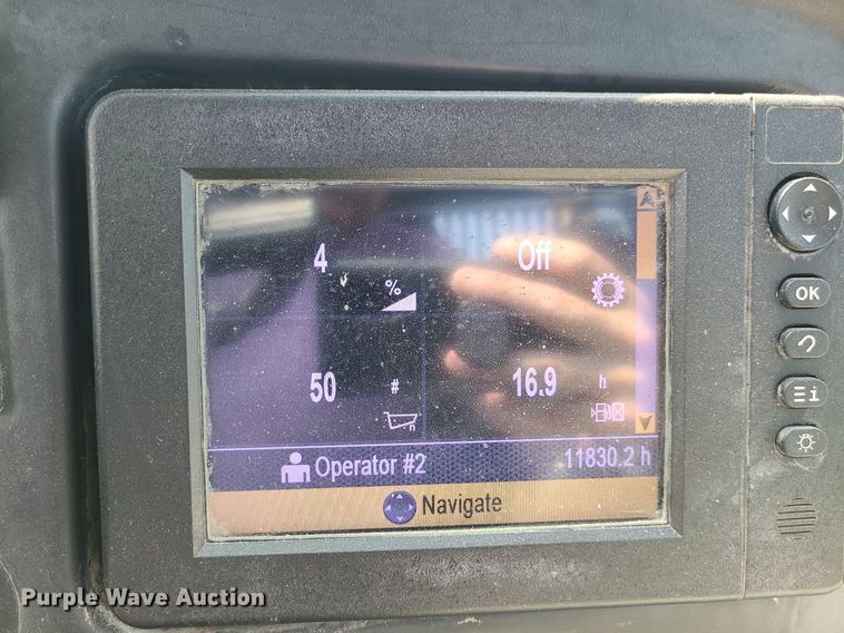 image for item DK4052 2015 Caterpillar 740B  haul truck