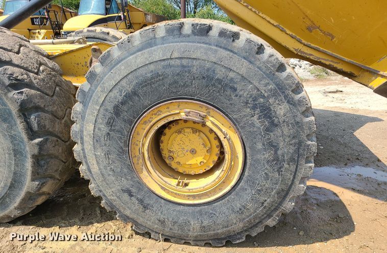 image for item DK4052 2015 Caterpillar 740B  haul truck