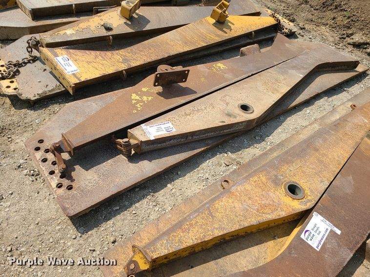 image for item DK4052 2015 Caterpillar 740B  haul truck