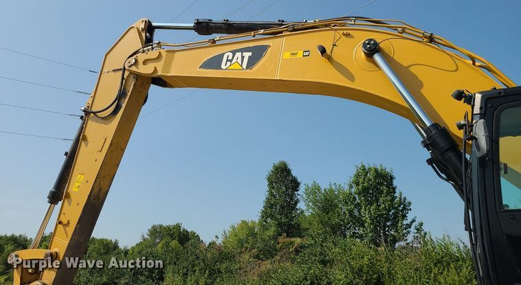 image for item DK4054 2016 Caterpillar 349FL  excavator
