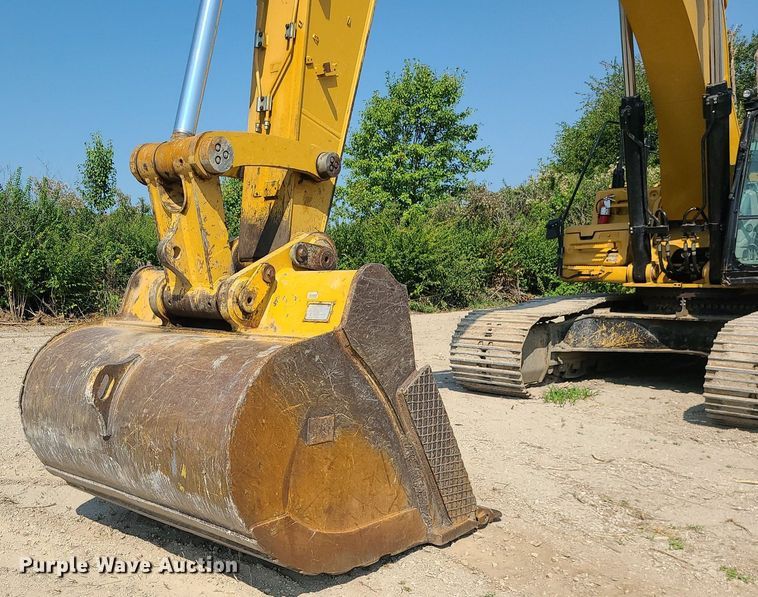 image for item DK4054 2016 Caterpillar 349FL  excavator