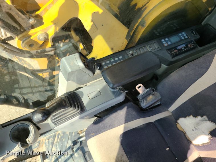 image for item DK4054 2016 Caterpillar 349FL  excavator