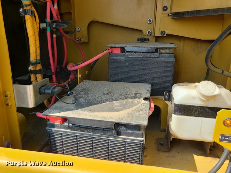 image for item DK4054 2016 Caterpillar 349FL  excavator