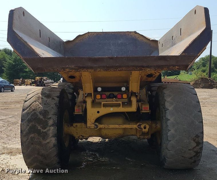 image for item DK4055 2014 Caterpillar 740B  haul truck