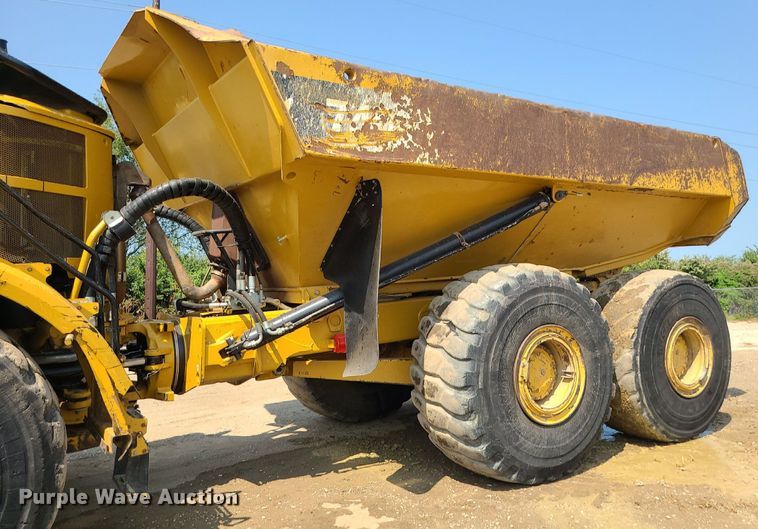 image for item DK4055 2014 Caterpillar 740B  haul truck