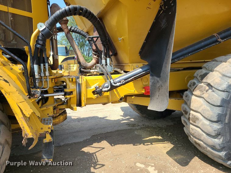 image for item DK4055 2014 Caterpillar 740B  haul truck