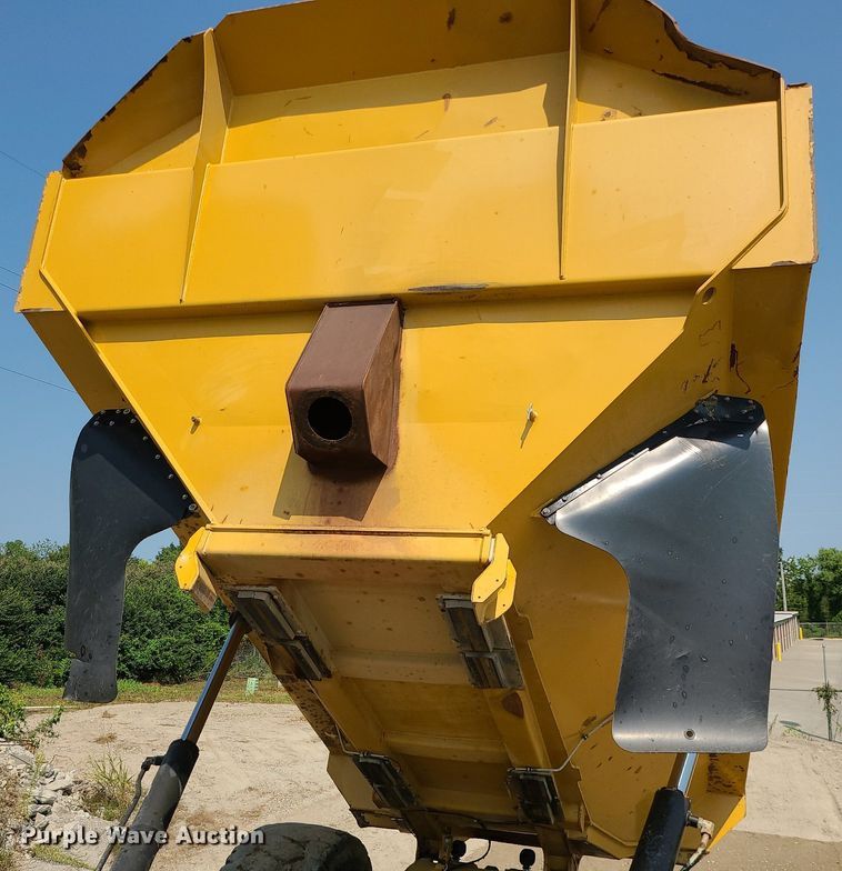 image for item DK4055 2014 Caterpillar 740B  haul truck