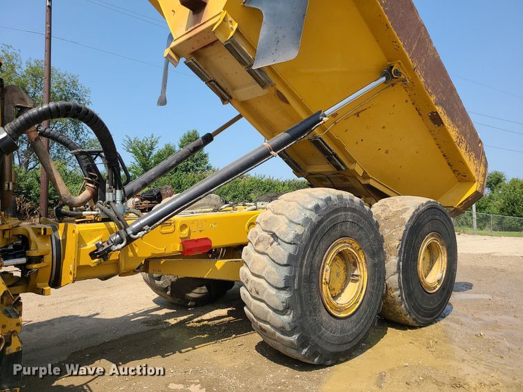 image for item DK4055 2014 Caterpillar 740B  haul truck