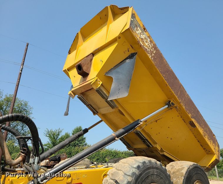 image for item DK4055 2014 Caterpillar 740B  haul truck