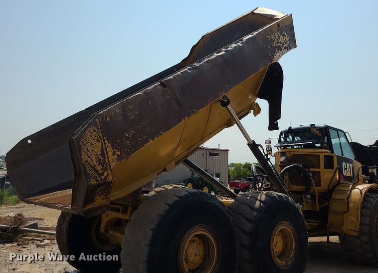 image for item DK4055 2014 Caterpillar 740B  haul truck