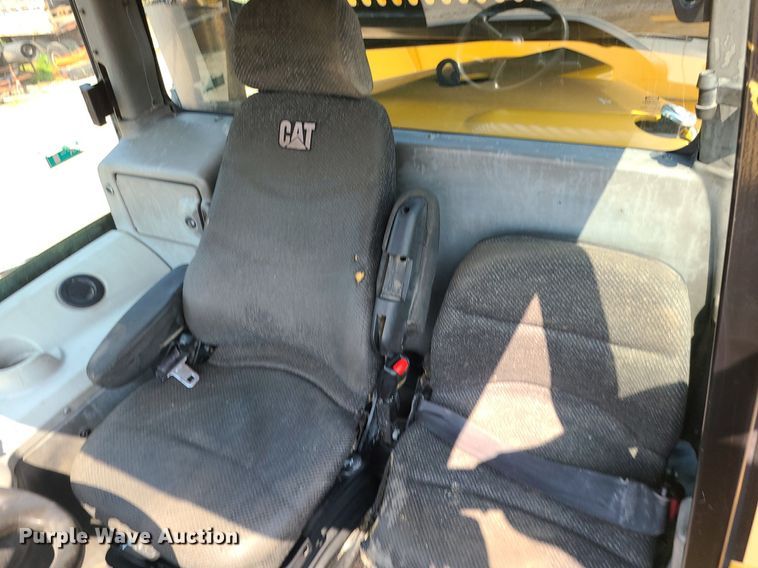 image for item DK4055 2014 Caterpillar 740B  haul truck