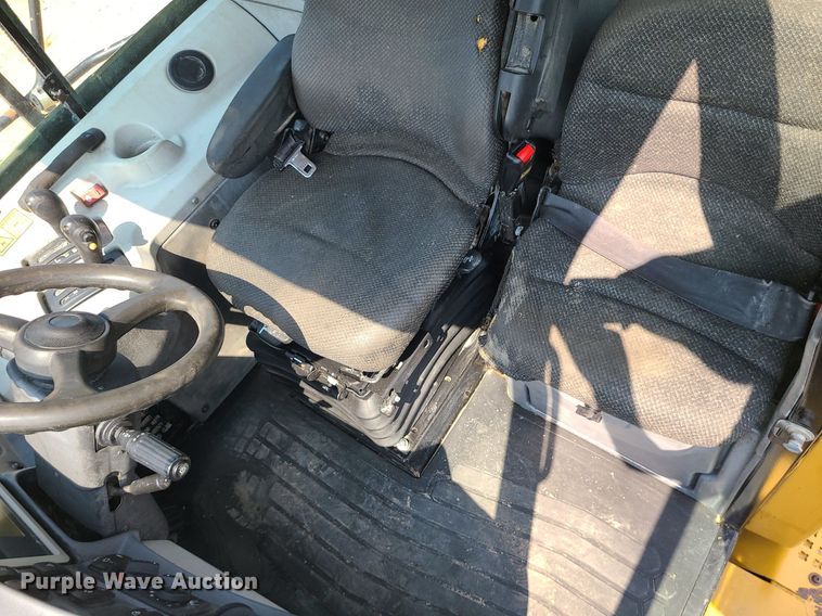 image for item DK4055 2014 Caterpillar 740B  haul truck