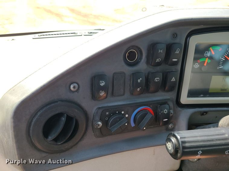 image for item DK4055 2014 Caterpillar 740B  haul truck