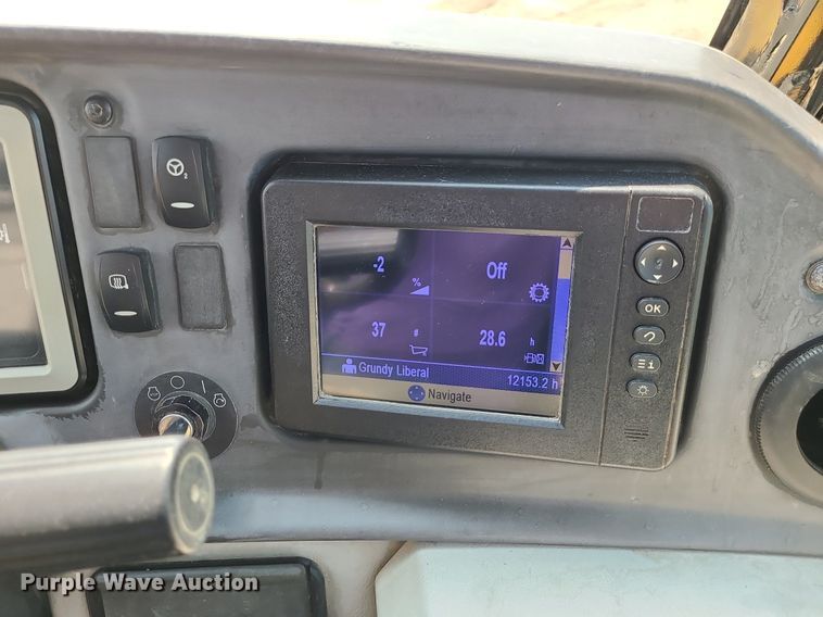 image for item DK4055 2014 Caterpillar 740B  haul truck