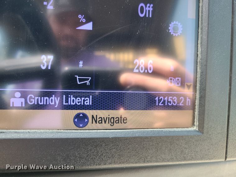 image for item DK4055 2014 Caterpillar 740B  haul truck