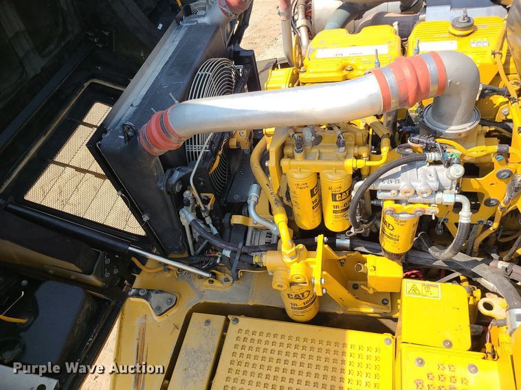 image for item DK4055 2014 Caterpillar 740B  haul truck