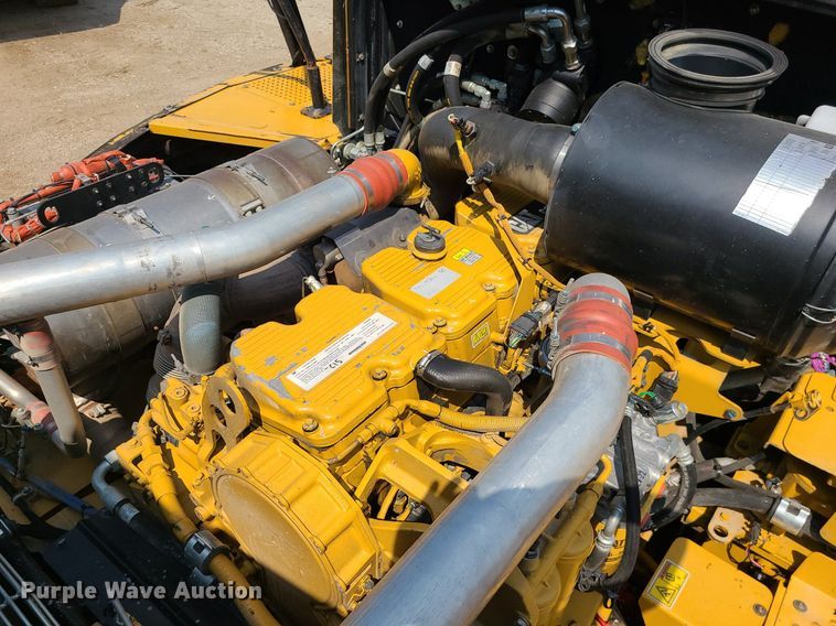 image for item DK4055 2014 Caterpillar 740B  haul truck