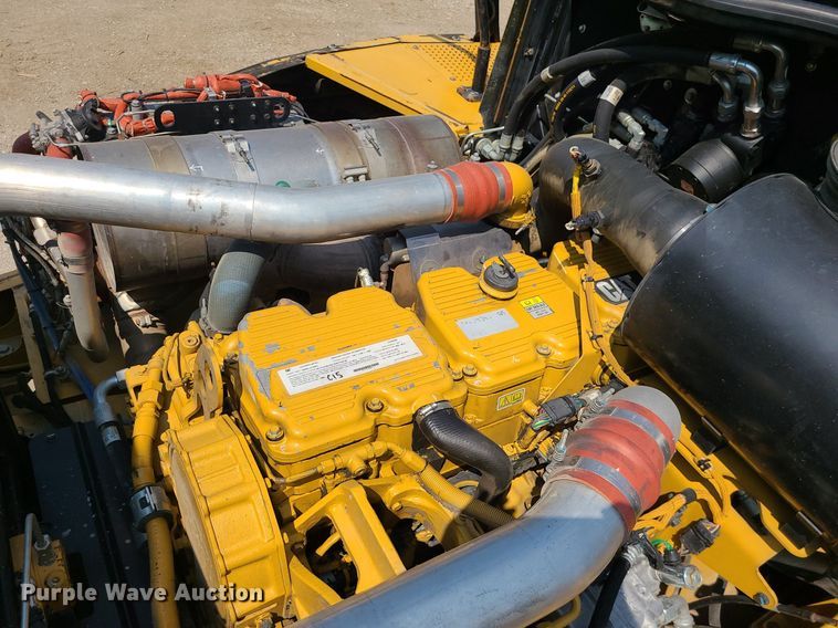 image for item DK4055 2014 Caterpillar 740B  haul truck