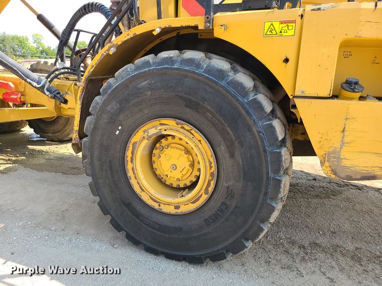 image for item DK4055 2014 Caterpillar 740B  haul truck