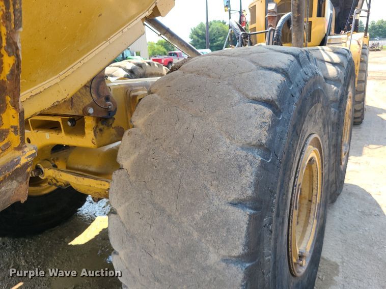 image for item DK4055 2014 Caterpillar 740B  haul truck