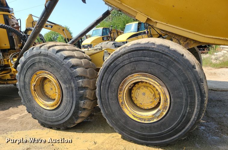 image for item DK4055 2014 Caterpillar 740B  haul truck