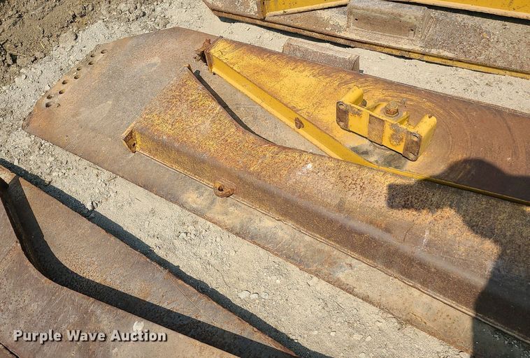 image for item DK4055 2014 Caterpillar 740B  haul truck