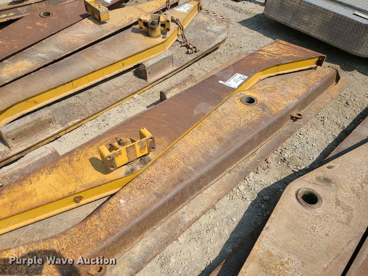 image for item DK4055 2014 Caterpillar 740B  haul truck