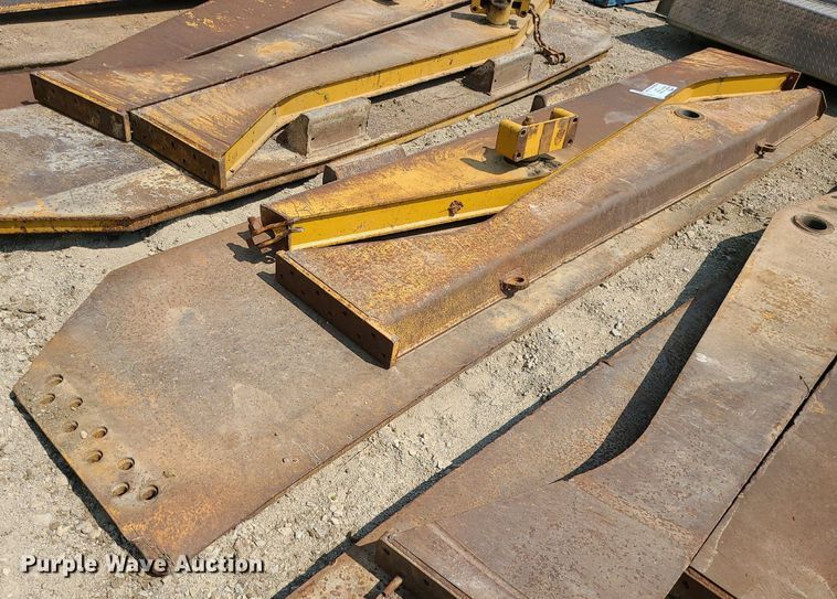 image for item DK4055 2014 Caterpillar 740B  haul truck