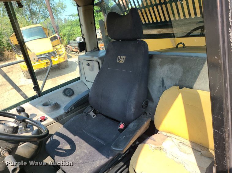 image for item DK4056 2007 Caterpillar 740  haul truck