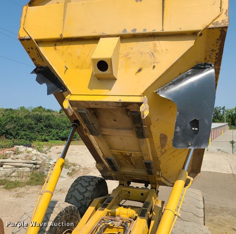 image for item DK4056 2007 Caterpillar 740  haul truck