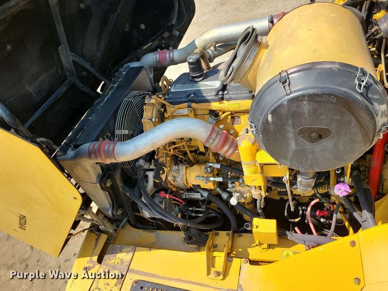 image for item DK4056 2007 Caterpillar 740  haul truck