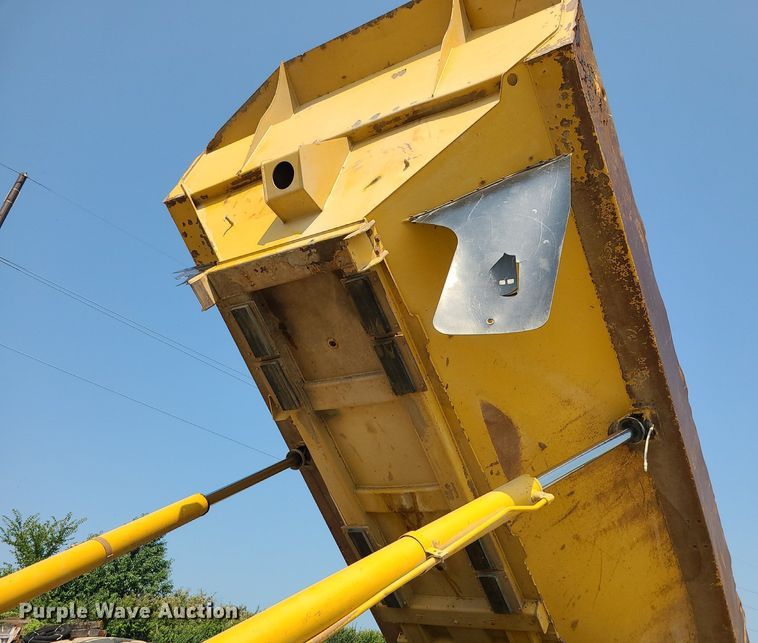 image for item DK4056 2007 Caterpillar 740  haul truck