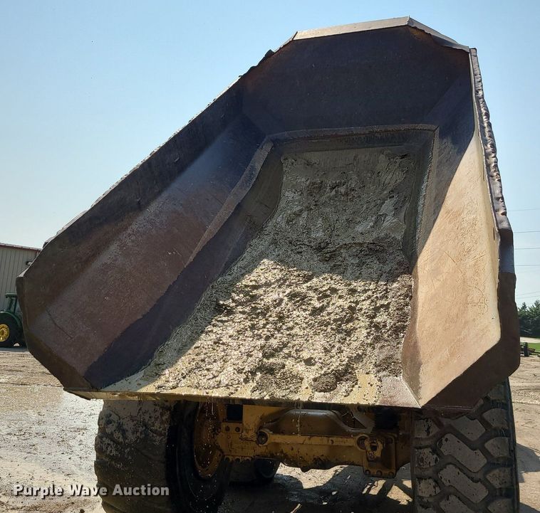 image for item DK4056 2007 Caterpillar 740  haul truck