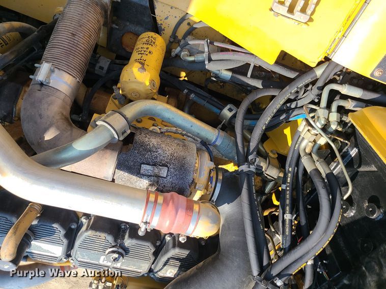 image for item DK4056 2007 Caterpillar 740  haul truck