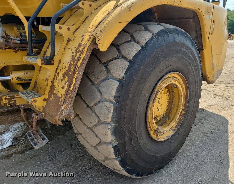 image for item DK4056 2007 Caterpillar 740  haul truck