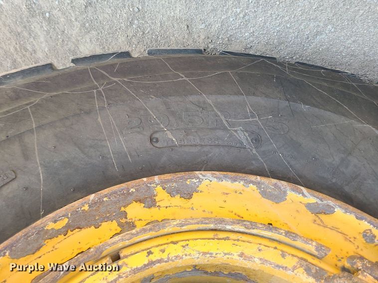 image for item DK4056 2007 Caterpillar 740  haul truck