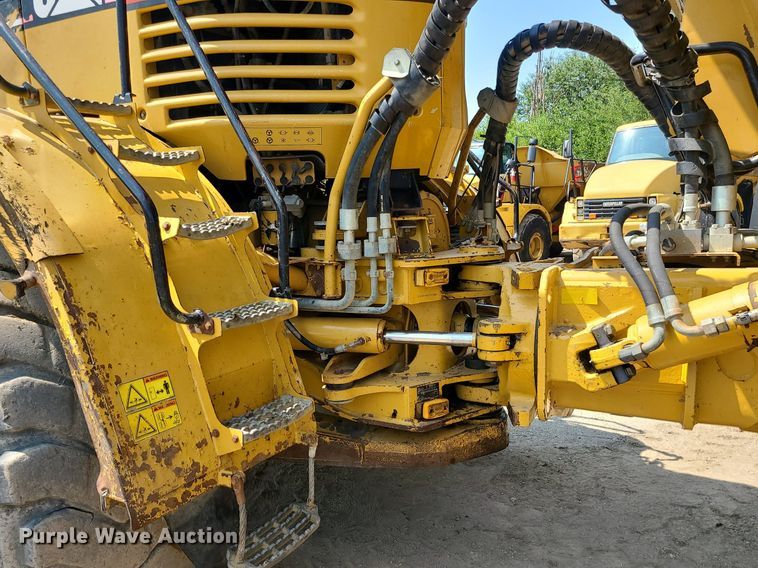 image for item DK4057 2006 Caterpillar 740  haul truck