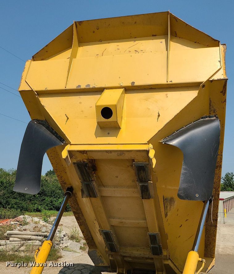 image for item DK4057 2006 Caterpillar 740  haul truck