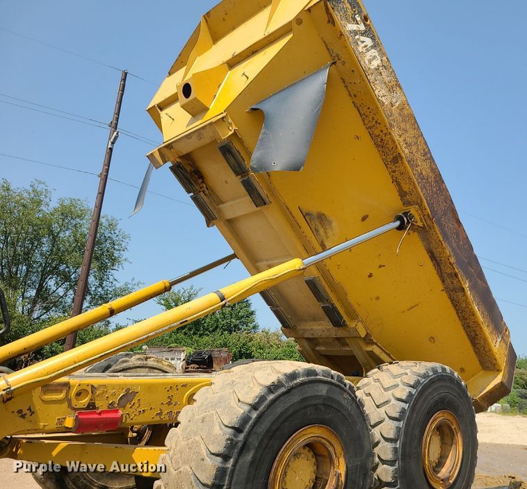 image for item DK4057 2006 Caterpillar 740  haul truck