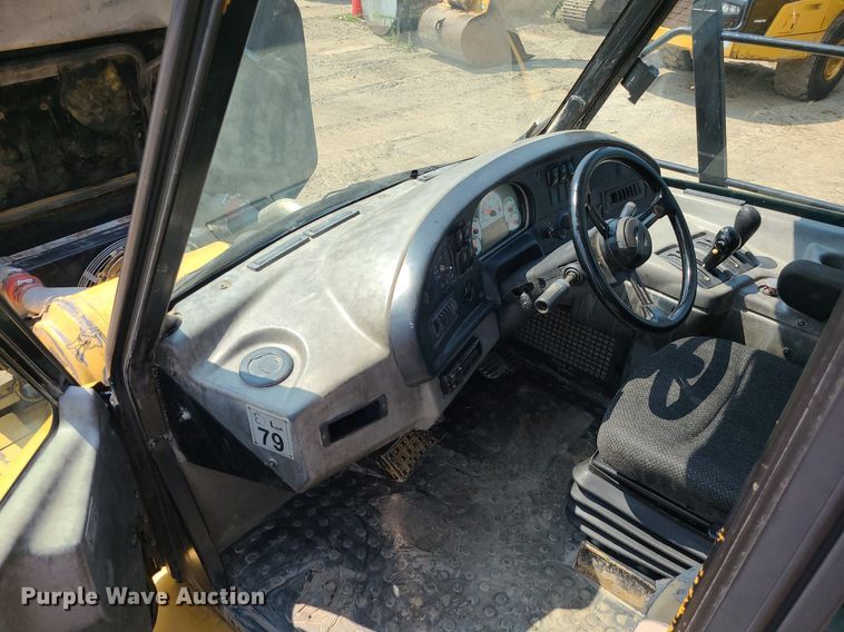 image for item DK4057 2006 Caterpillar 740  haul truck