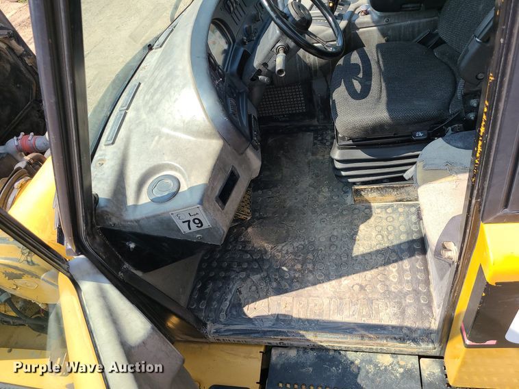 image for item DK4057 2006 Caterpillar 740  haul truck