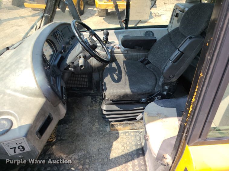 image for item DK4057 2006 Caterpillar 740  haul truck