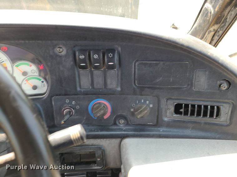 image for item DK4057 2006 Caterpillar 740  haul truck