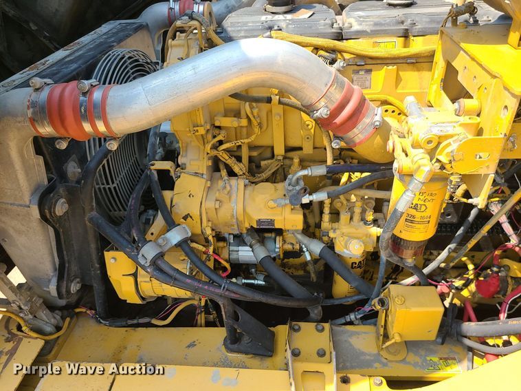 image for item DK4057 2006 Caterpillar 740  haul truck