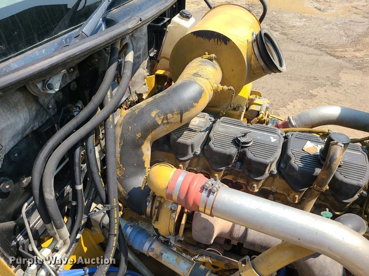 image for item DK4057 2006 Caterpillar 740  haul truck