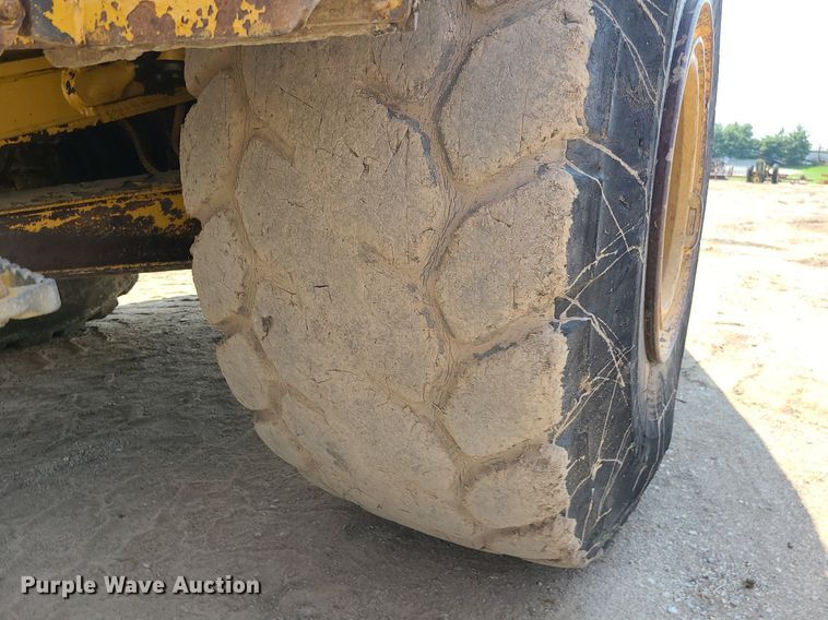 image for item DK4057 2006 Caterpillar 740  haul truck