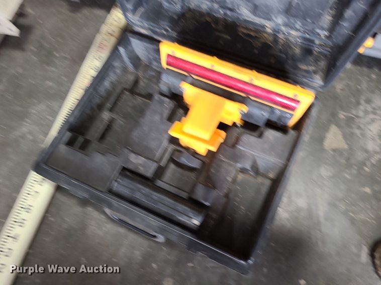 image for item DK4061 Surveying equipment