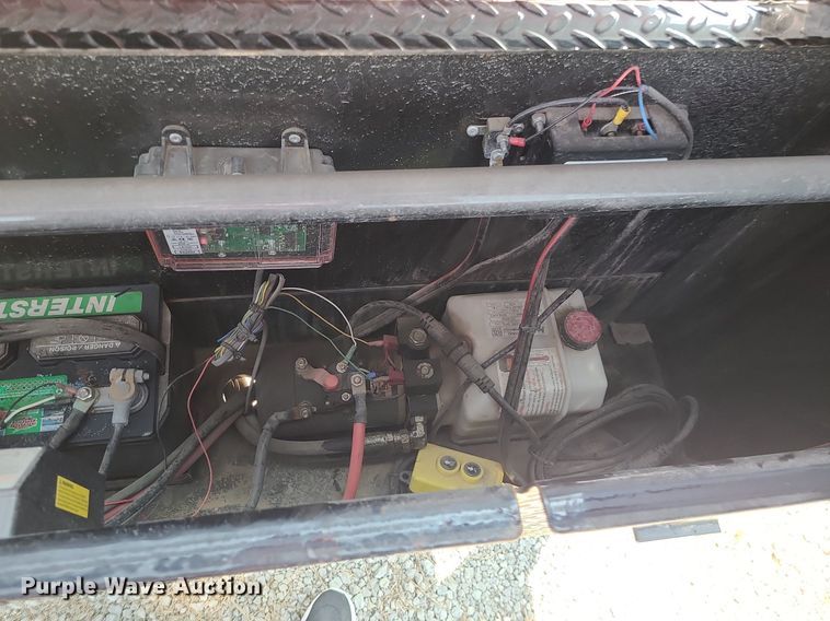 image for item DK4064 2022 Maxey  roll-off container trailer