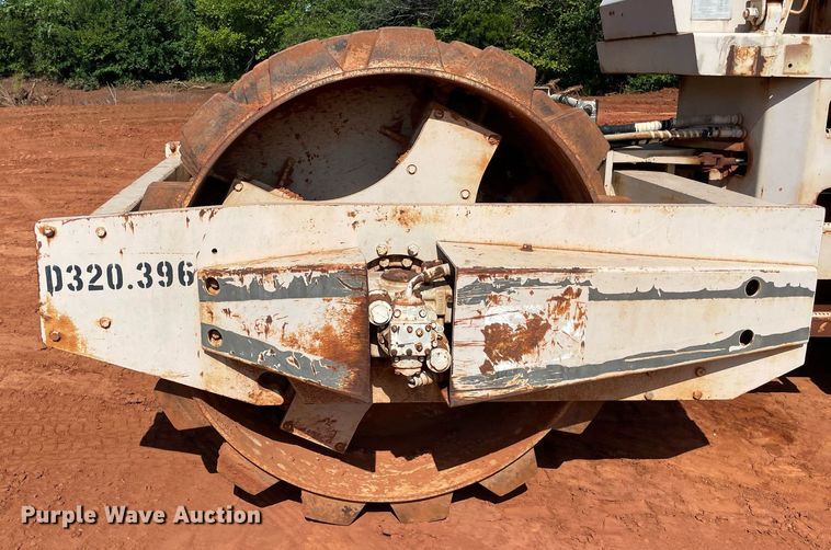 image for item DM0297 Tampo RP58D  single drum vibratory roller