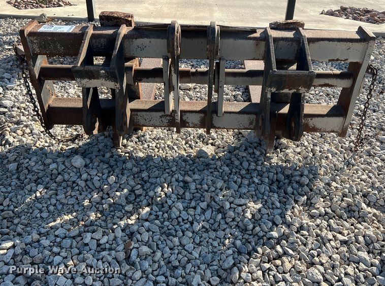 image for item DN3148 6' L forks